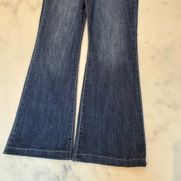 Kut From The Kloth, Women’s jeans, Nicole Bootcut, Size 12 X 31” , prewash - Picture 2 of 11